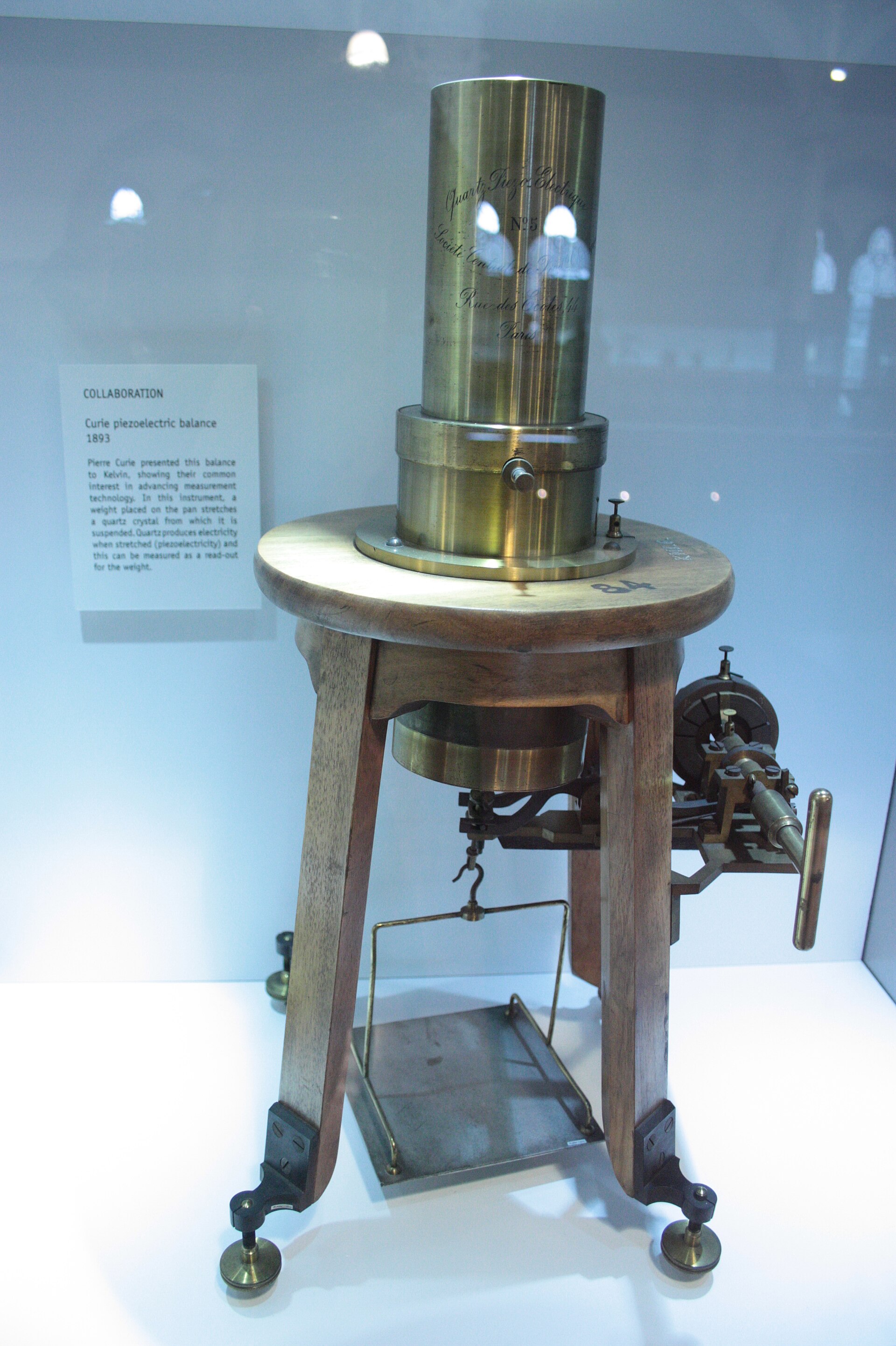 Pierre Curie’s piezoelectric balance in a museum display